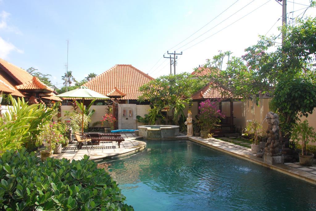 Wikarmas Villa Sanur Esterno foto